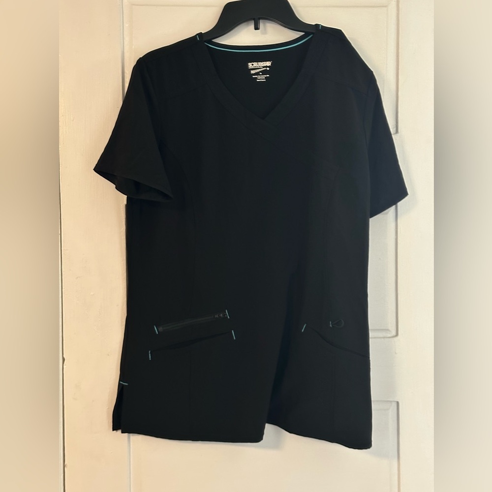 Scrubstar Black Short Sleeve scrubs set